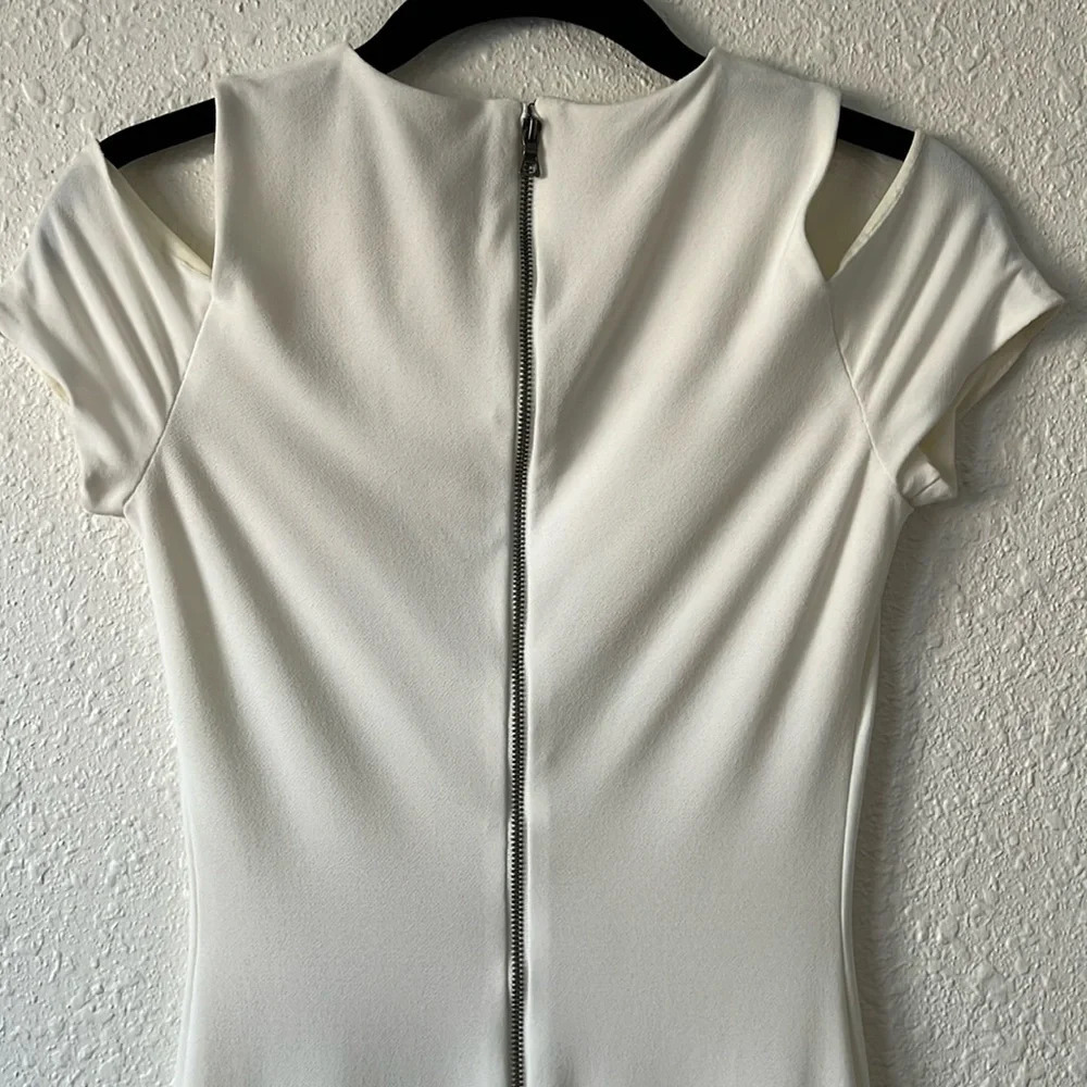 Alice + Olivia: White AIR Meya Cold Shoulder Dress Size 2 - Picture 7 of 9